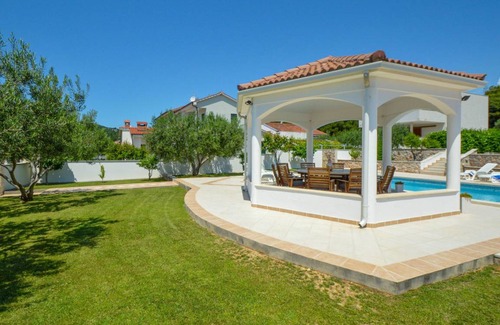 Tribunj Apartment | 42 m² Apartment ∙ 2 bedrooms ∙ 4 guests