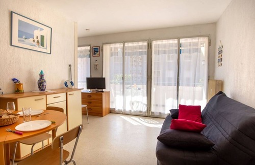 Le Lavandou Apartment | 42 m² Apartment ∙ 1 bedroom ∙ 4 guests