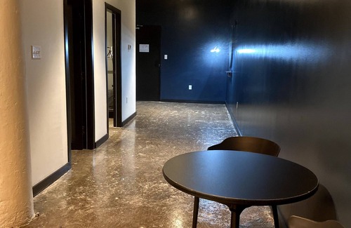 North Oakland Apartment | 424 Gold Way-Apt. 302