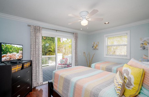 Fort Myers Beach House | 428 Palermo Circle by Coastal Vacation Properties