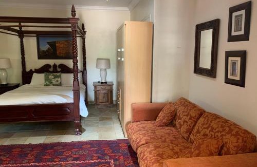 Centurion Bed & Breakfast | 42onKing