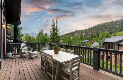 Edwards House | 430 Cresta