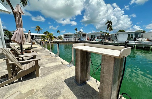 Cudjoe Key RV Rental | 430 Empty RV Lot with 35' Seawall