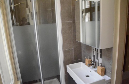 Halifax House | 43A Crown Street