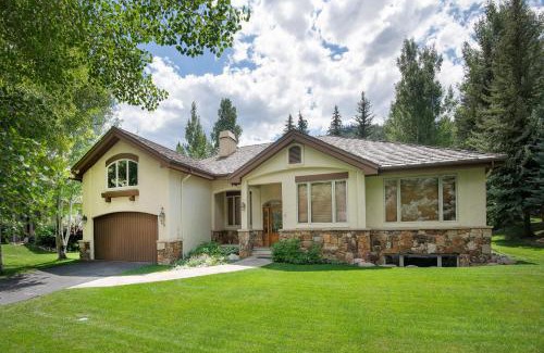 Edwards House | 44 Aspen Meadow Drive