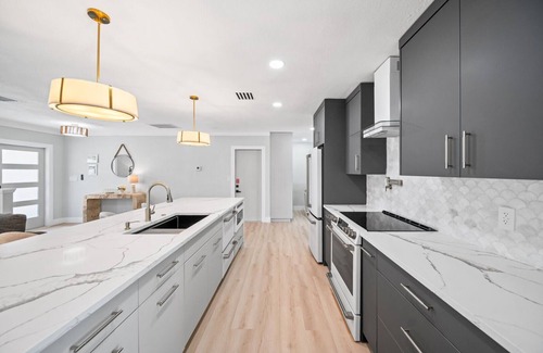Lighthouse Point House | 4440 Managed by Brampton Park