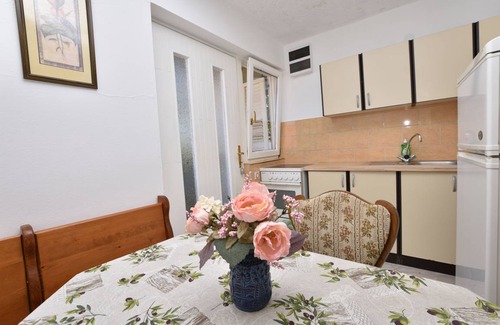 Primosten Burnji Apartment | 45 m² Apartment ∙ 1 bedroom ∙ 4 guests