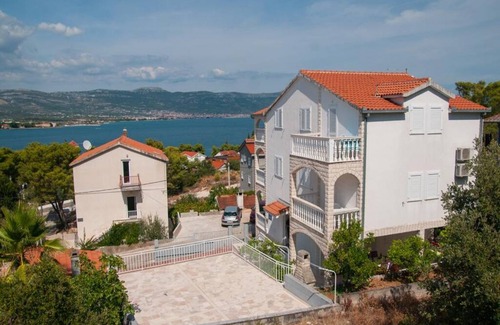 Municipality of Trogir Apartment | 45 m² Apartment ∙ 1 bedroom ∙ 4 guests