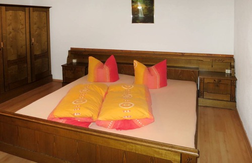 See Apartment | 45 m² Apartment ∙ 2 bedrooms ∙ 4 guests