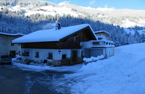 See Apartment | 45 m² Apartment ∙ 2 bedrooms ∙ 4 guests