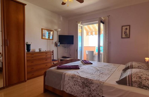 Ivan Dolac Apartment | 45 m² Apartment ∙ 2 bedrooms ∙ 4 guests