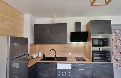 Les Angles Apartment | 45 m2 FULLY RENOVATED APARTMENT IN THE HEART OF THE ANGLES 4/6 BEDROOMS