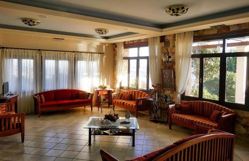 Megala Chorafia Hotel | 45 m² Hotel ∙ 127 guests