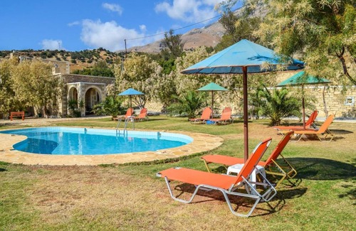 Triopetra House | 45 m² House ∙ 3 guests