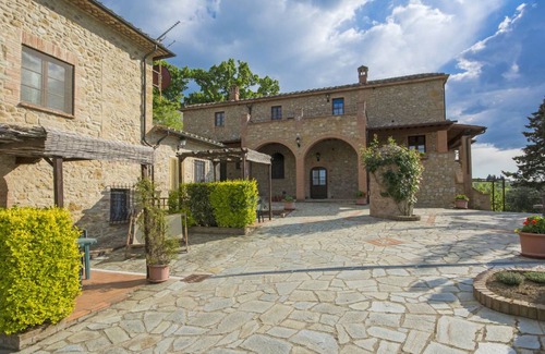 Volterra Villa | 45 m² Villa ∙ 2 bedrooms ∙ 4 guests
