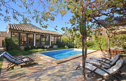 Petra House | 450 m² House ∙ 6 bedrooms ∙ 12 guests