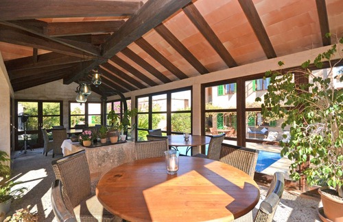Petra House | 450 m² House ∙ 6 bedrooms ∙ 12 guests