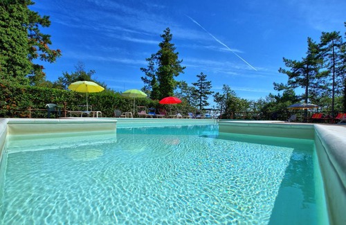 Scheggia Villa | 450 m² Villa ∙ 9 bedrooms ∙ 20 guests