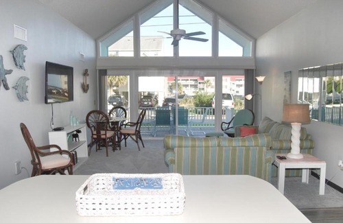 Windy Hill House | 4510 Seaview Street NMB Home