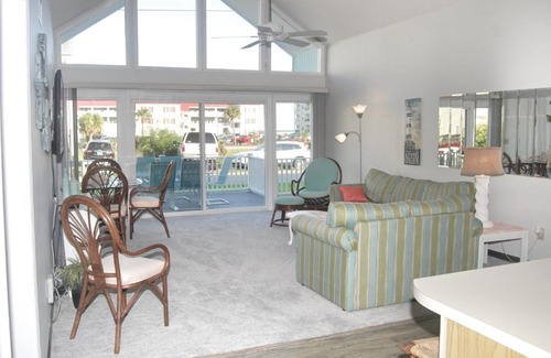 Windy Hill House | 4510 Seaview Street NMB Home