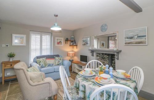 Dartmouth House | 46 Crowthers Hill