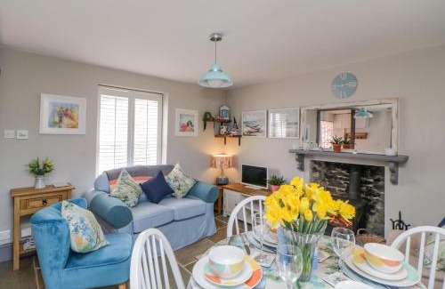Dartmouth House | 46 Crowthers Hill