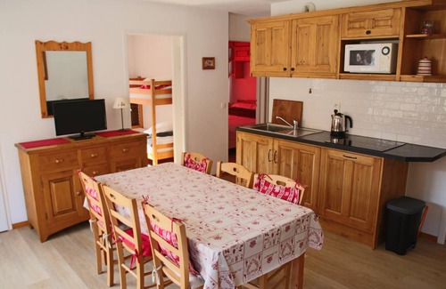 Termignon Apartment | 46 m² Apartment ∙ 3 bedrooms ∙ 8 guests