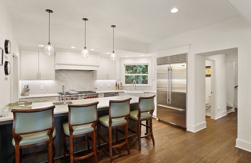Calhoun Isles House | 4600 sq ft totally remodeled 5 bed 5 bath House with 3 car attached garage best