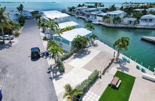 Cudjoe Key RV Rental | 464 Empty RV Lot with 35' Seawall