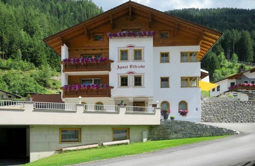 See Apartment | 47 m² Apartment ∙ 2 bedrooms ∙ 5 guests