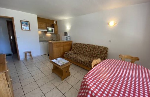 Bessans Apartment | 48 m² Apartment ∙ 1 bedroom ∙ 6 guests