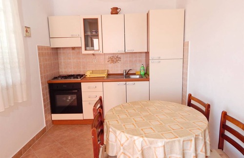 Pag Apartment | 48 m² Apartment ∙ 2 bedrooms ∙ 4 guests