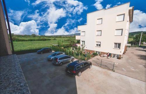 Kraljevec Sesvetski Apartment | 48 m² Apartment ∙ 4 guests
