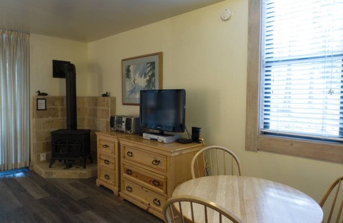 Truckee Condo | 48 m² Condo ∙ 2 guests