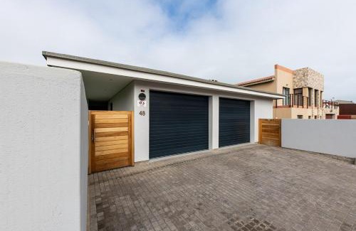 Vineta House | 48 On Possession Island