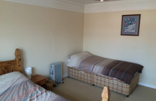 Paignton Apartment | 49 New Esplanade Court - Sea front apartment in Paignton, Devon