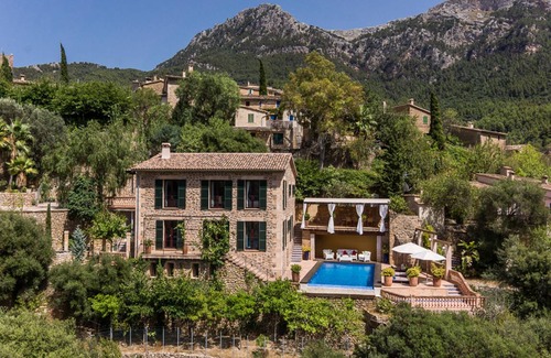 Deia Villa | 490 m² Villa ∙ 4 bedrooms ∙ 8 guests