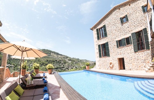 Deia Villa | 490 m² Villa ∙ 4 bedrooms ∙ 8 guests