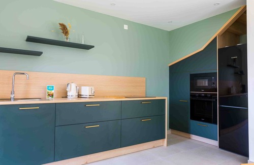 Trevignon House | 490m from the beach, new house for 8