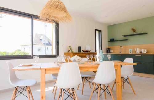 Trevignon House | 490m from the beach, new house for 8
