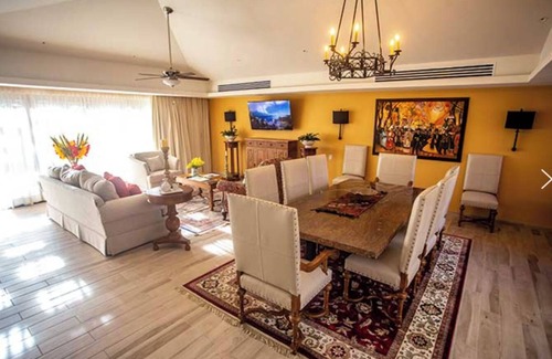 Cabo Bello Villa | 4B Romantic Spanish Residence in Cabo