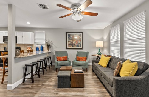 Frisco House | 4BD 2BTH Near Cowboys STAR, Soccer Hall of Fame & The National Video game Museum