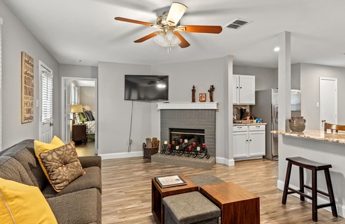 Frisco House | 4BD 2BTH Near Cowboys STAR, Soccer Hall of Fame & The National Video game Museum