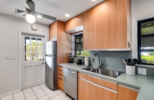 Lauderdale Harbours Villa | 4BD/3BA Waterfront Villa Close To Port, Beaches, Downtown