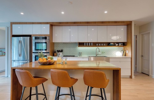 Tarrytown House | 4BDR House w/Pool & Guest House in Central Austin