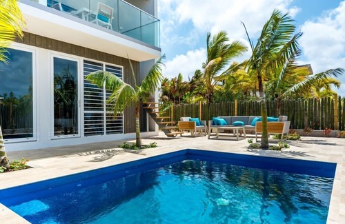 Belnem Villa | 4BR Bonaire Villa steps to ocean