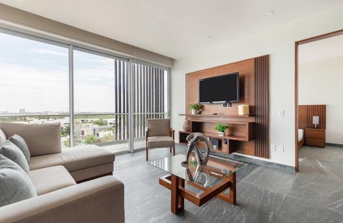 Zona Hotelera Apartment | 4BR Luxury ocean view condo