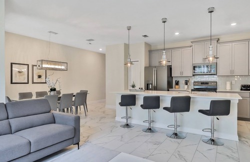 Ridgewood Lakes House | 4BR Splendor: Private Pool - Sleeps 11 - Champions Gate - 392