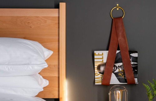 Rutledge Hill Apartment | 4BR Suite: DT Nash, Full Kitchen/Living, Sleeps 12