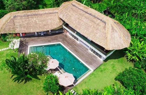 Padonan Villa | 4BR VILLA PERFECT FOR GROUP HOLIDAY BALI